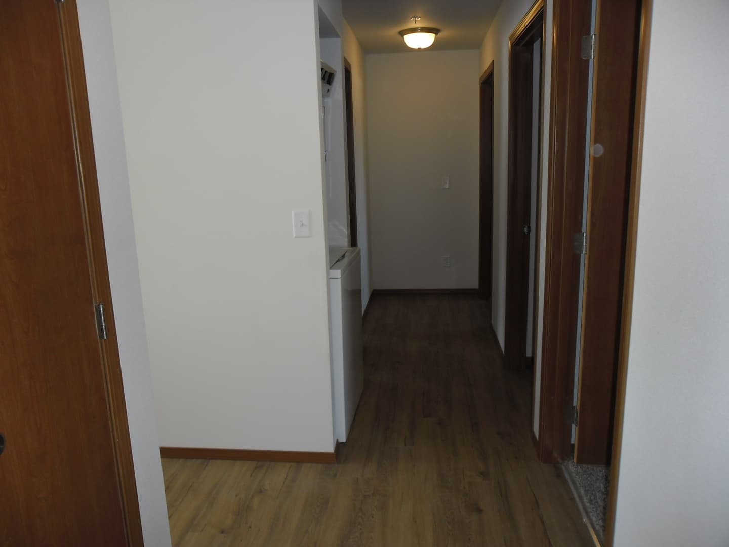Deer Park Apartment: 107 E H St
