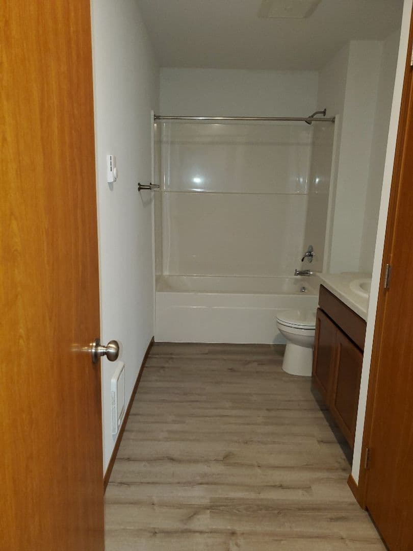 DEER PARK Apartment: 425 S MAIN ST