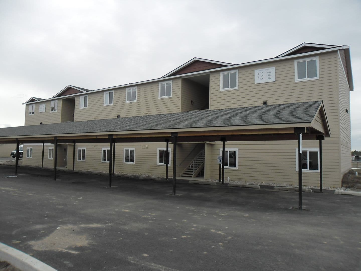 Deer Park Apartment: 107 E H St