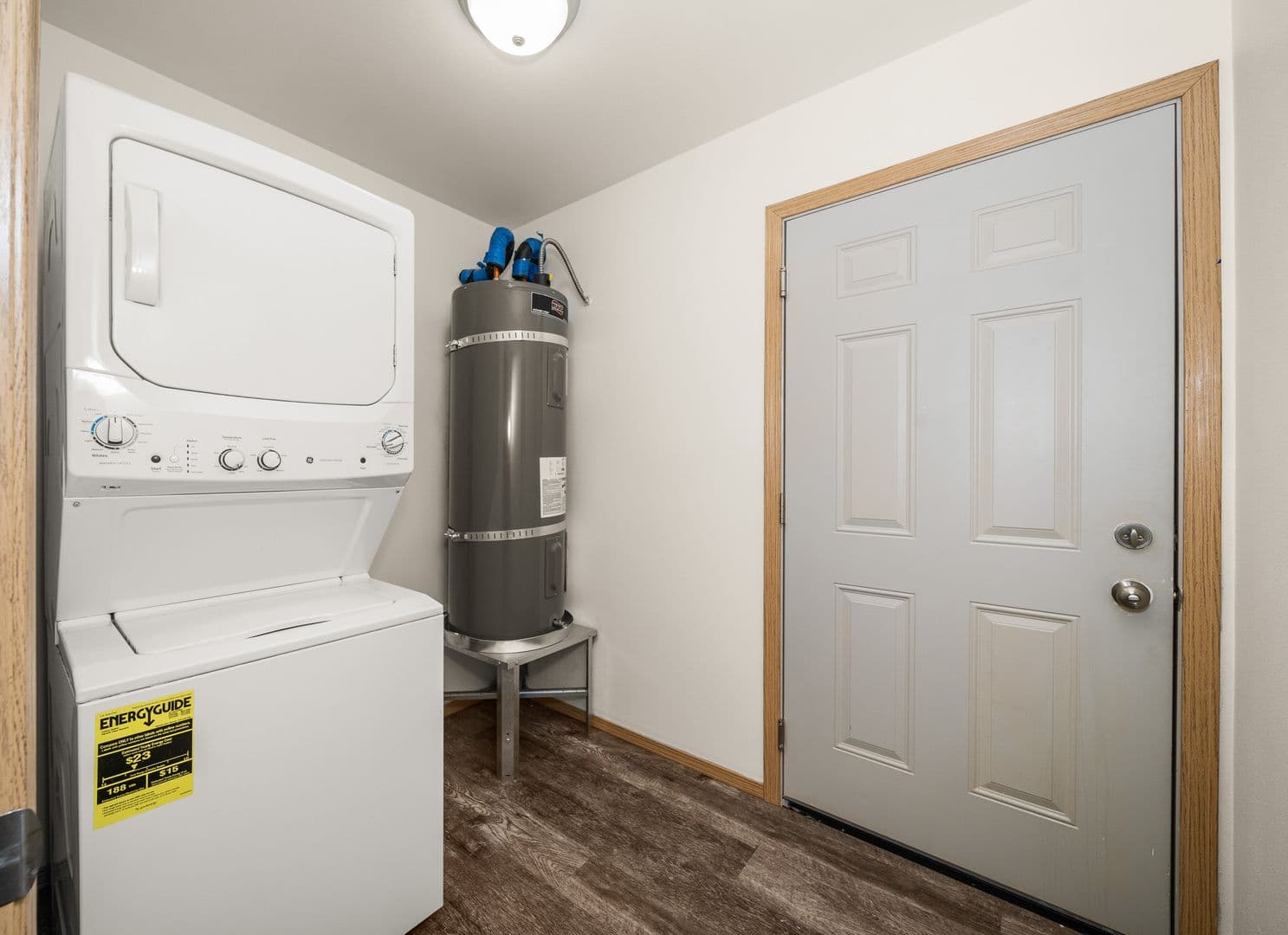 DEER PARK House: 204 E F ST UNIT B