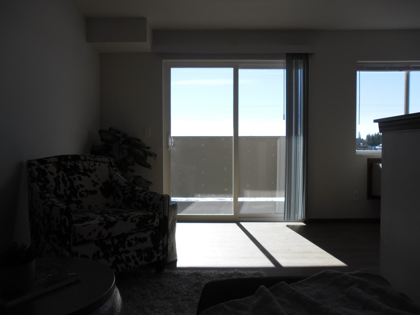 Deer Park Apartment: 107 E H St