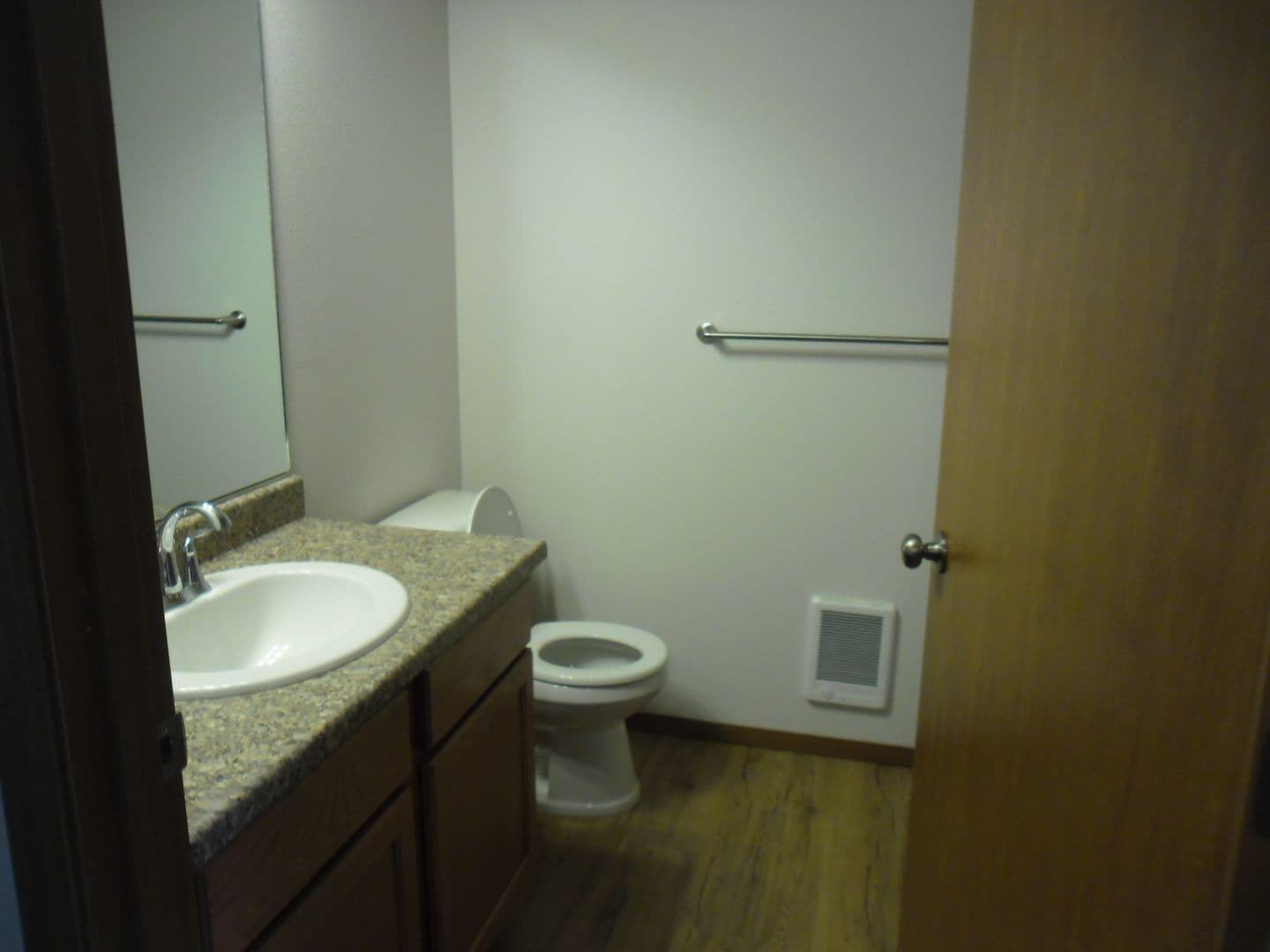 Deer Park Apartment: 107 E H St