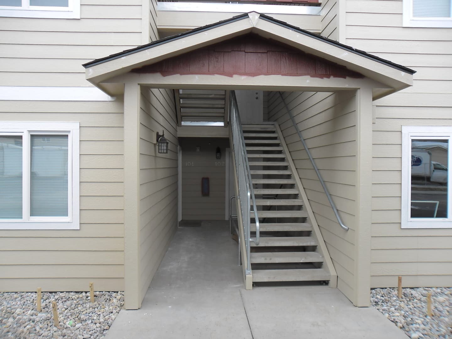 Deer Park Apartment: 107 E H St