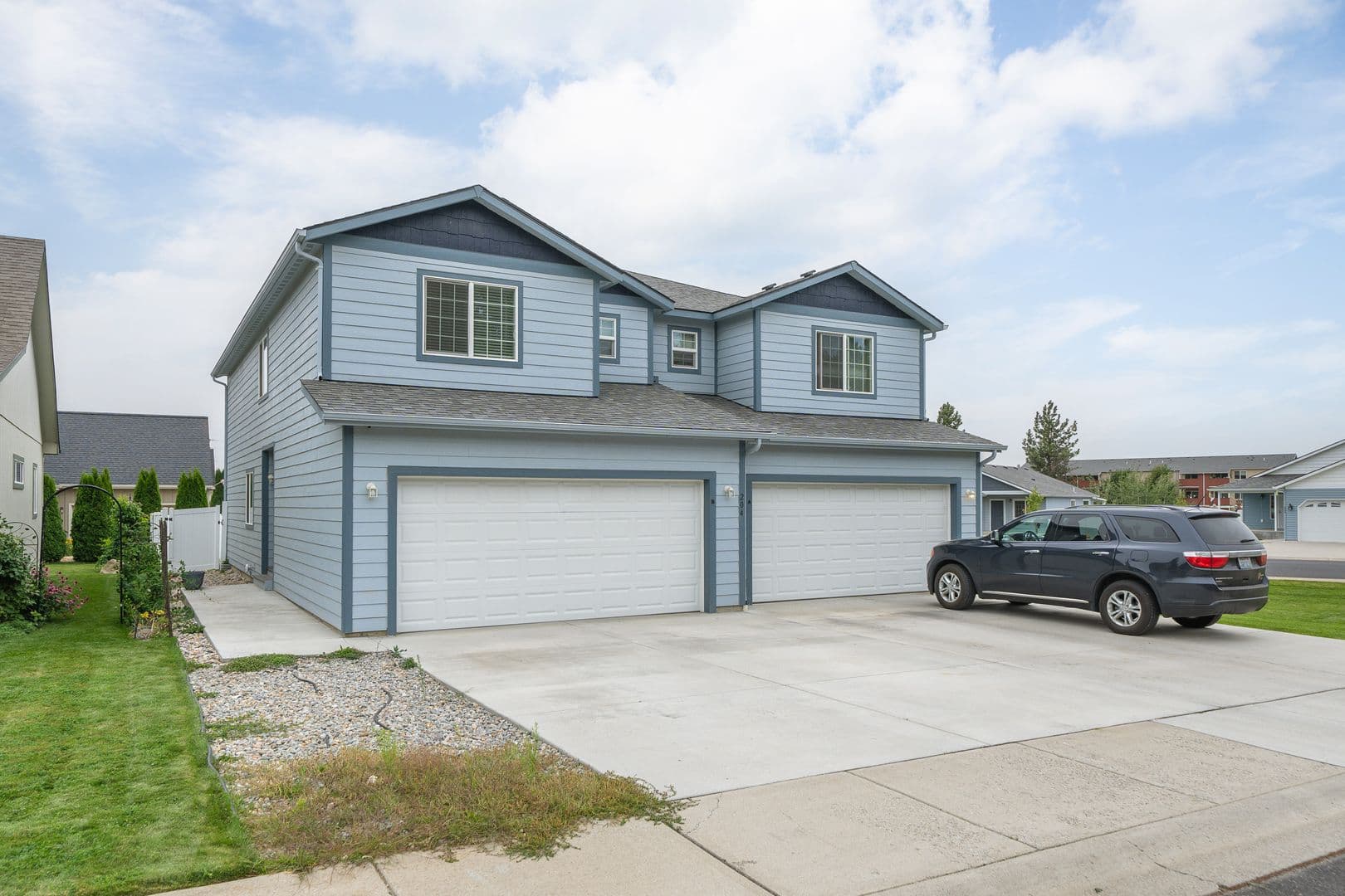 DEER PARK House: 204 E F ST UNIT B