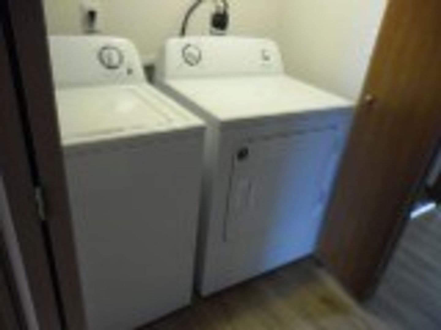 Deer Park Apartment: 107 E H St