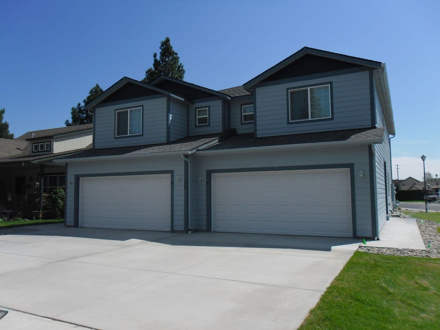 DEER PARK House: 204 E F ST UNIT B