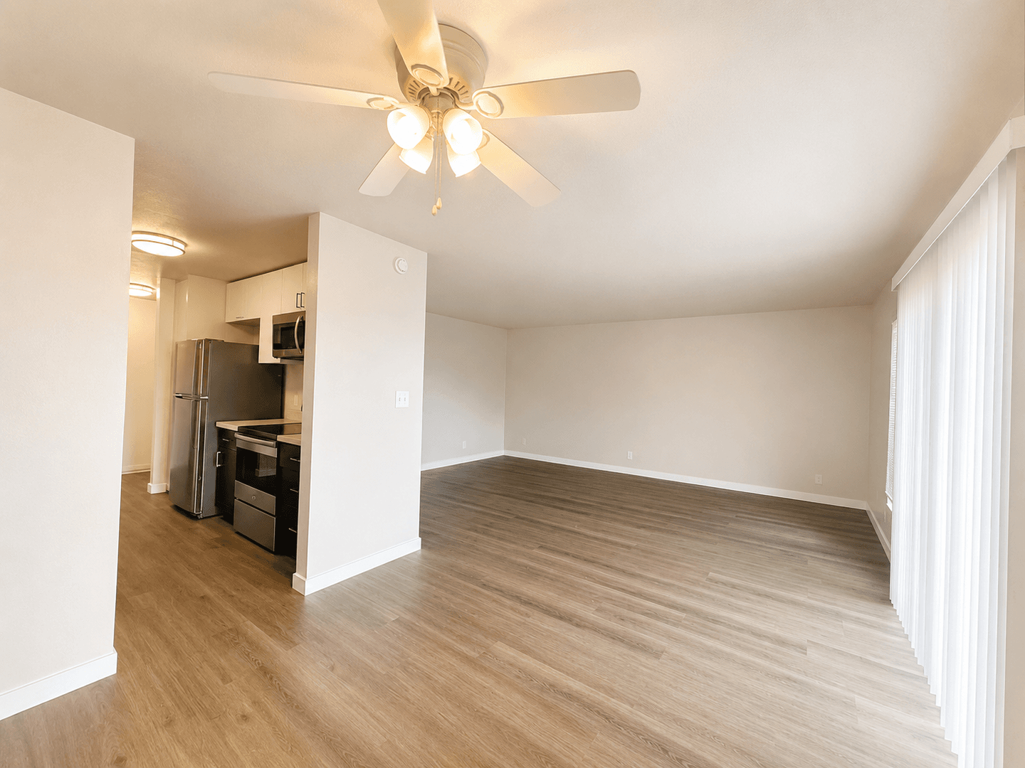 Renton Apartment: 1064 Kirkland Ave NE