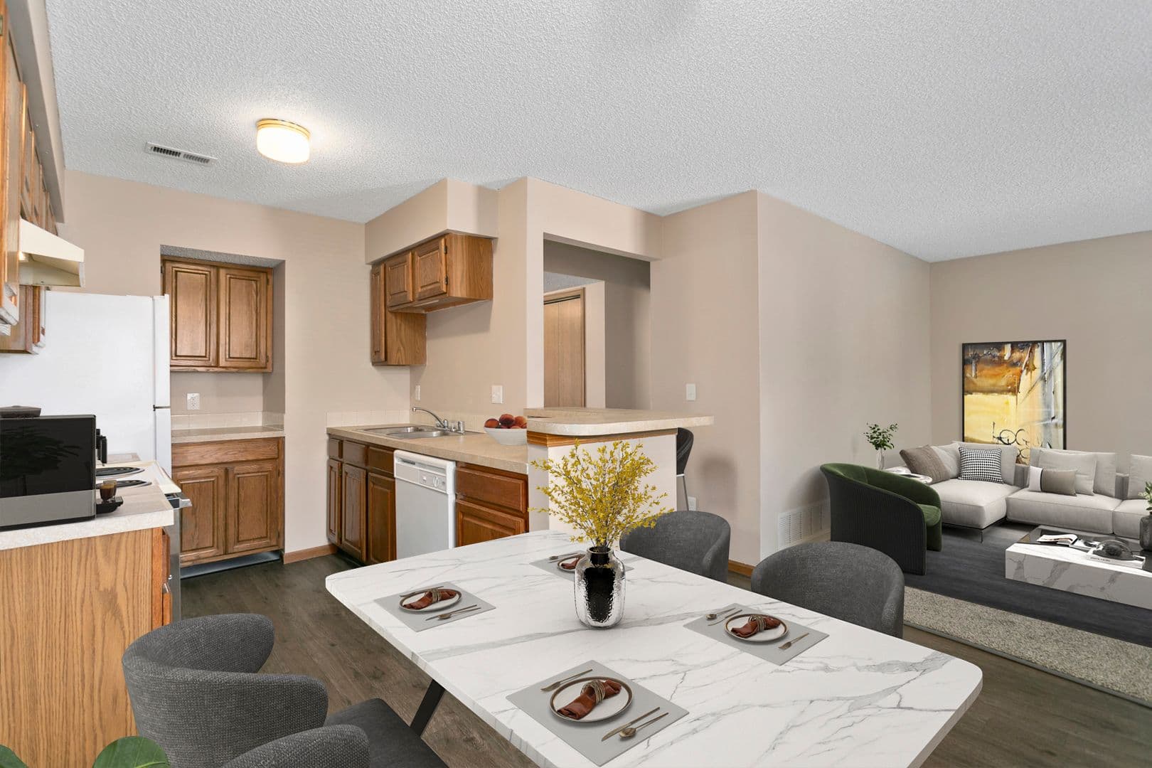 Lawrence Apartment: 1100-1311 George Court