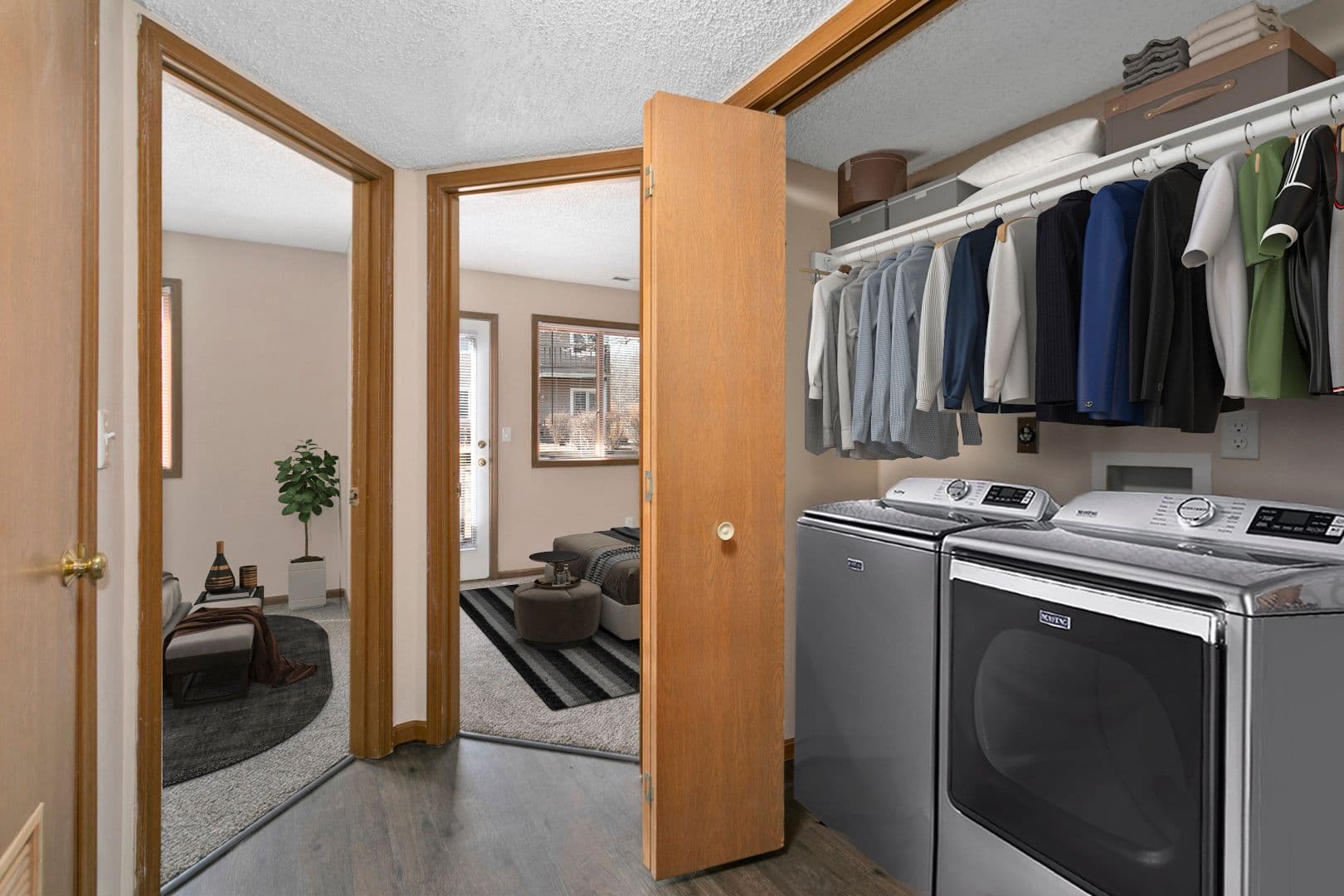 Lawrence Apartment: 1100-1311 George Court