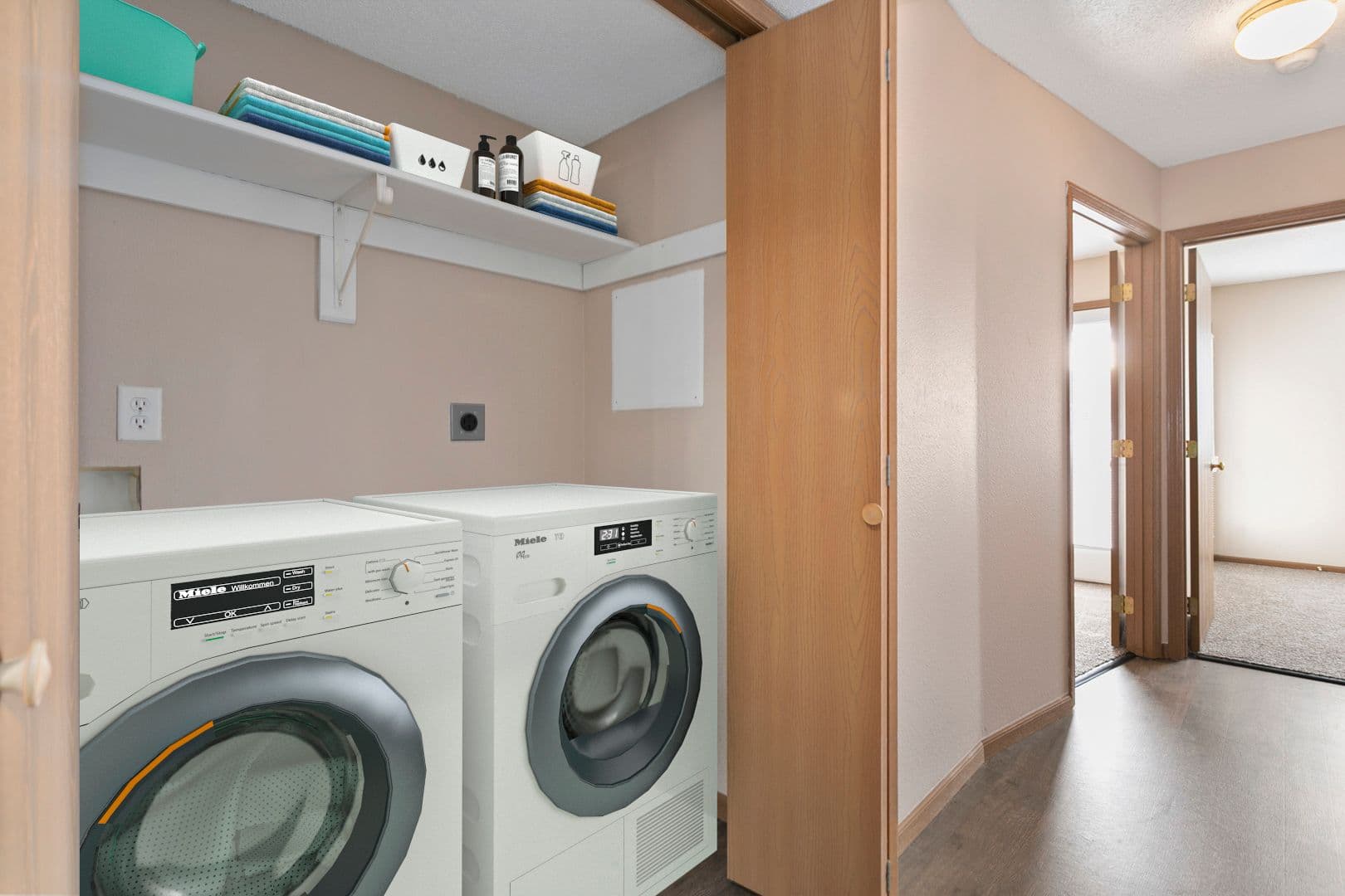 Lawrence Apartment: 2130 Silicon Avenue