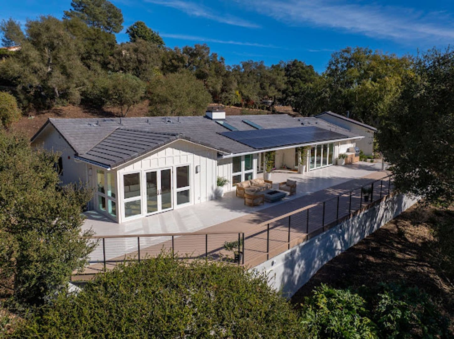 Santa Barbara House: 1057 Monte Drive