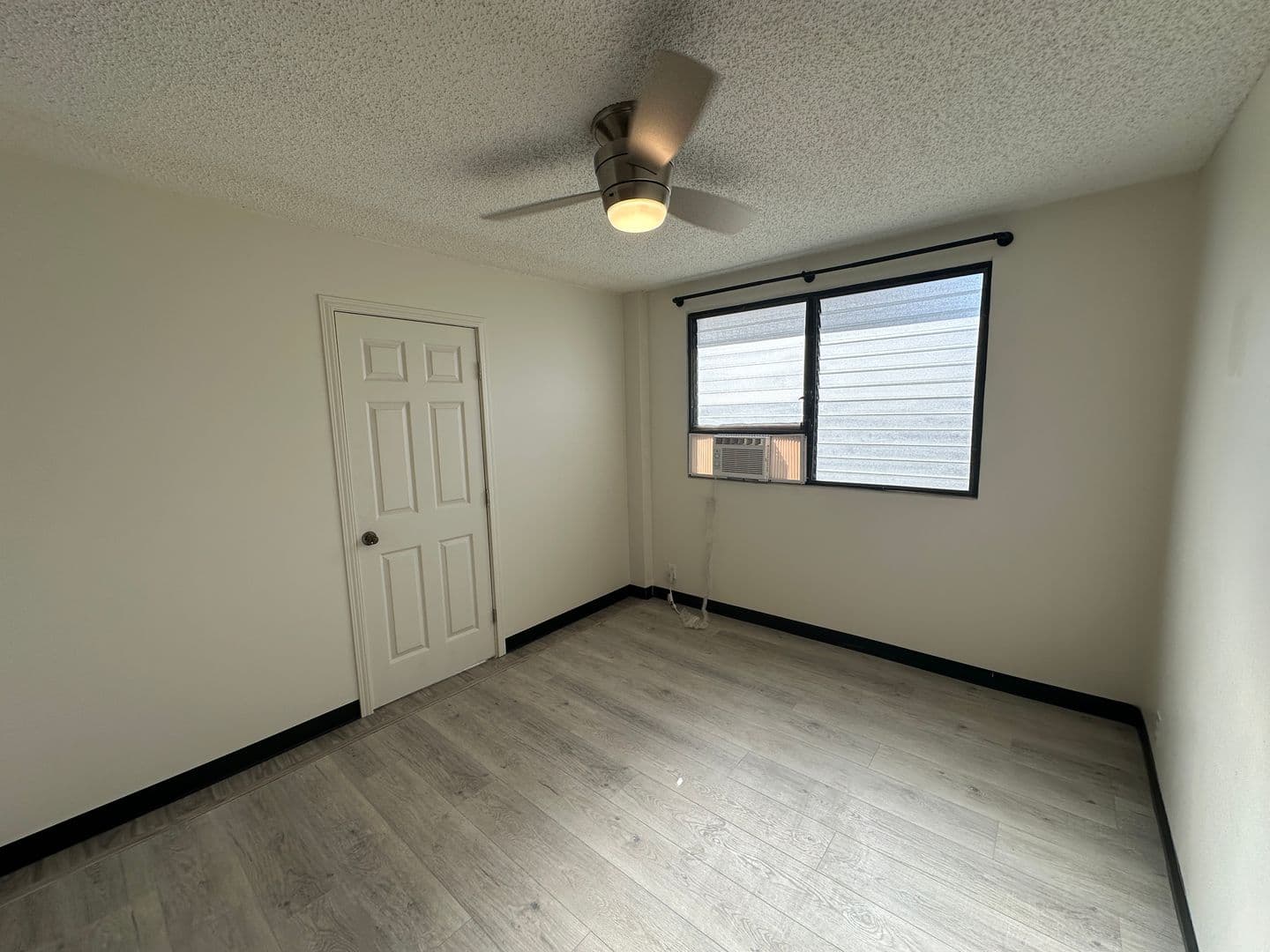 Honolulu Apartment: 1757 Algaroba Street