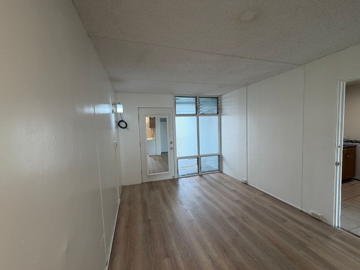 Honolulu Apartment: 1315 Heulu Street