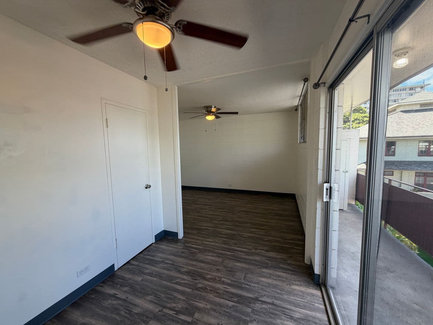 Honolulu Apartment: 2717 S. King Street