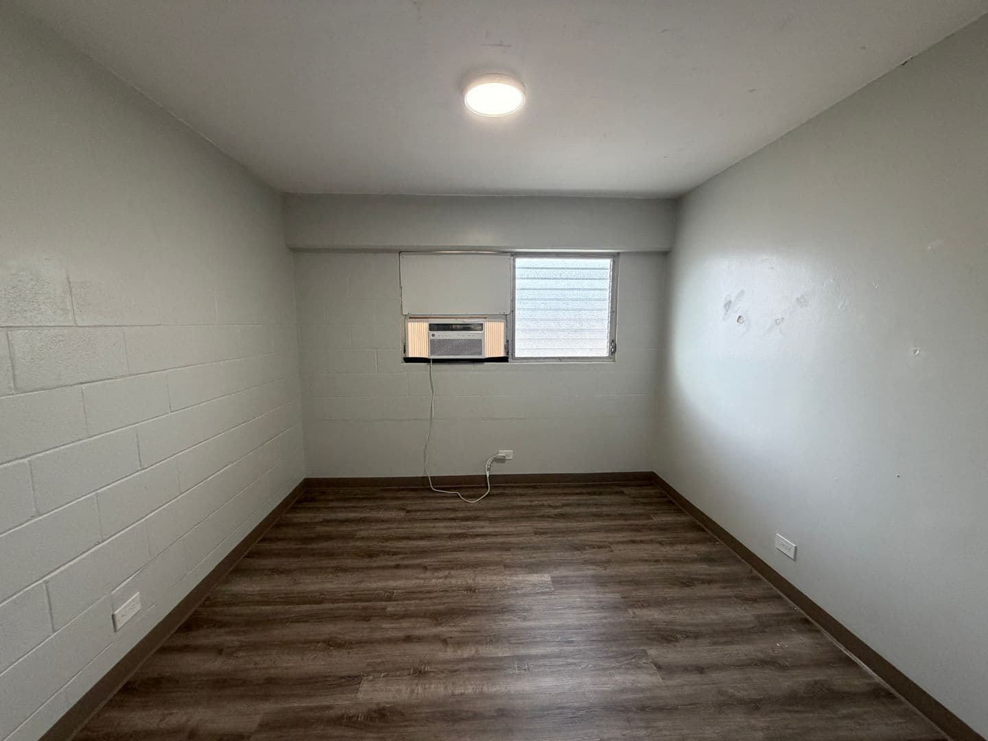 Honolulu Apartment: 830 Birch Street