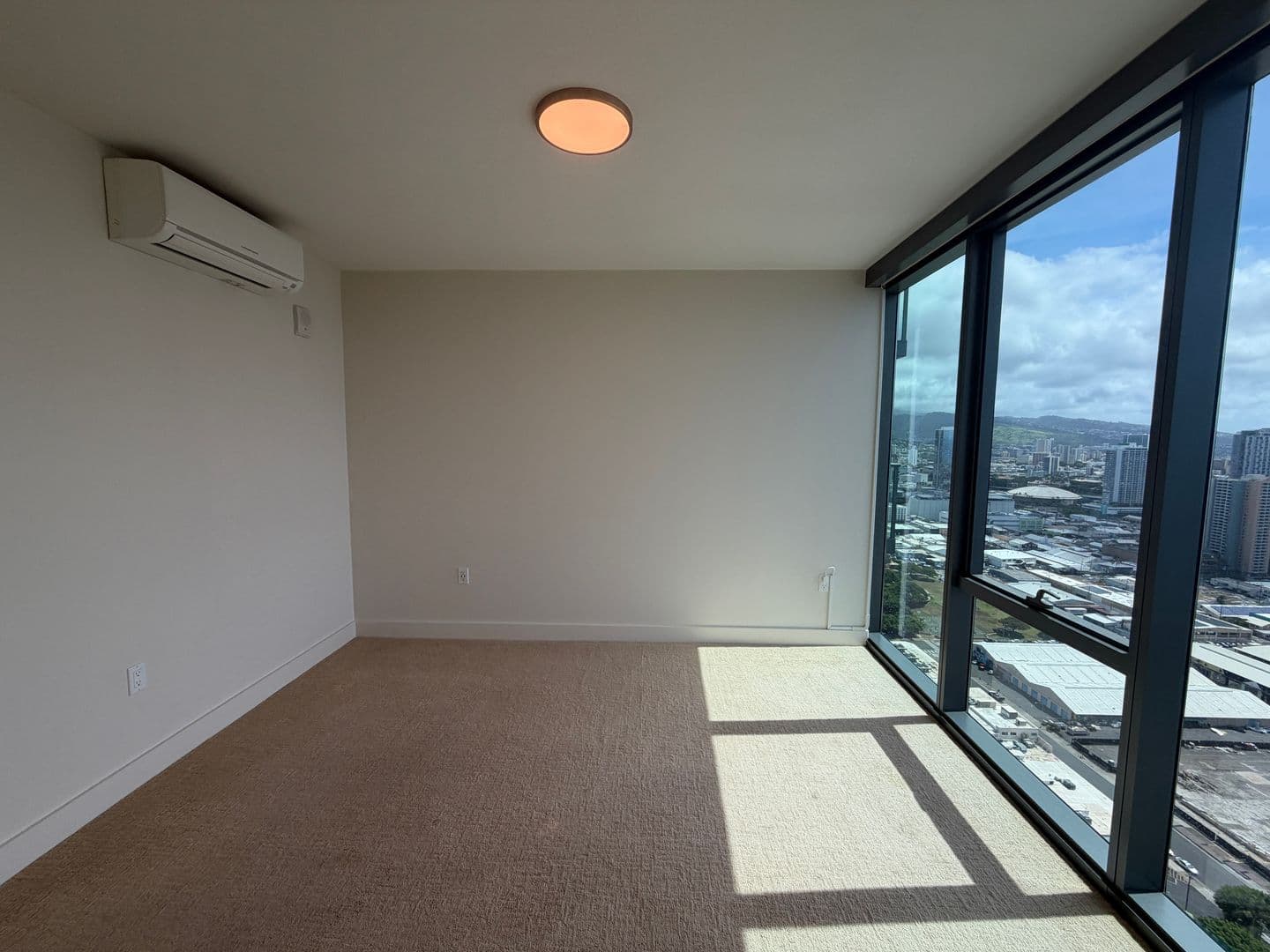 Honolulu Condo: 600 Ala Moana Boulevard