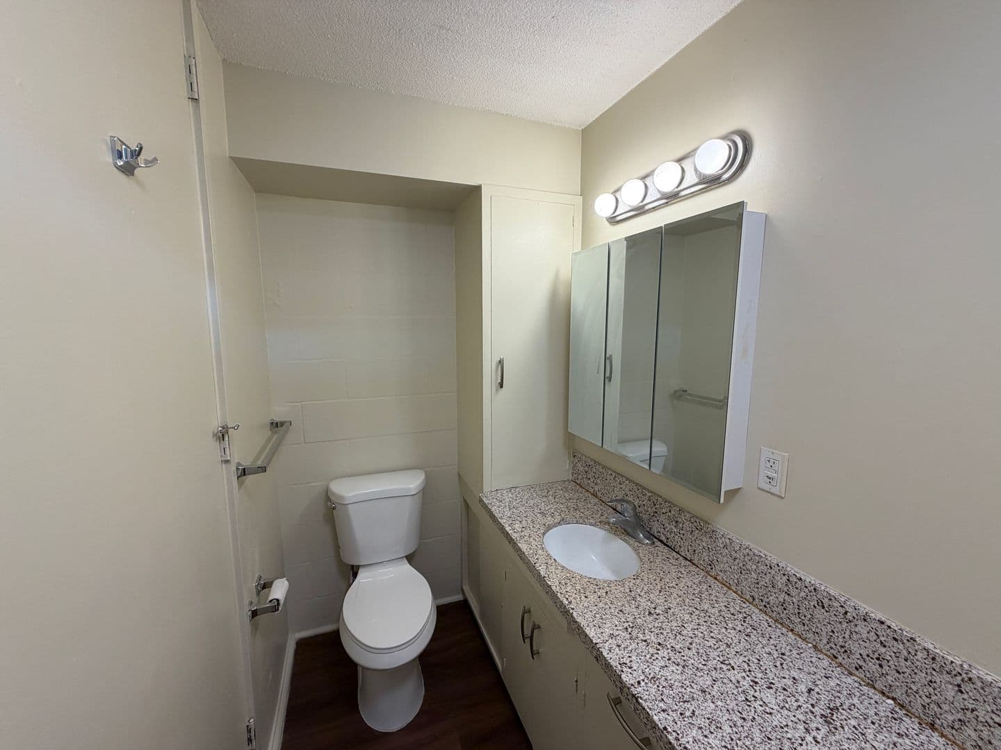 Honolulu Apartment: 1508 Pensacola Street