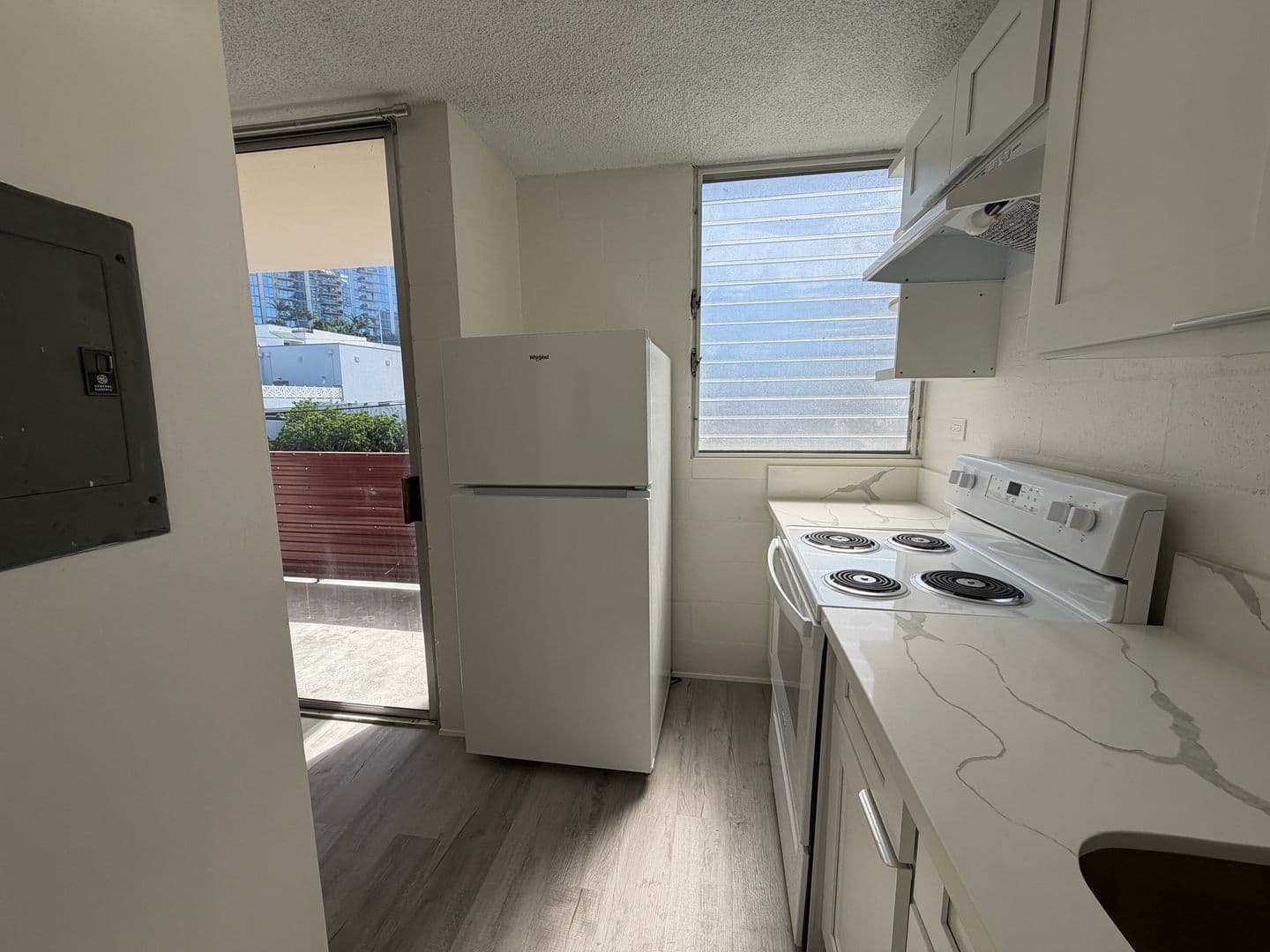 Honolulu Apartment: 650 Sheridan Street