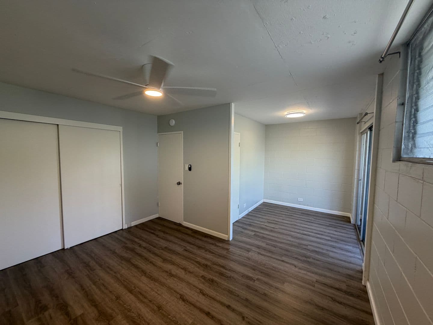 Honolulu Apartment: 2717 S. King Street
