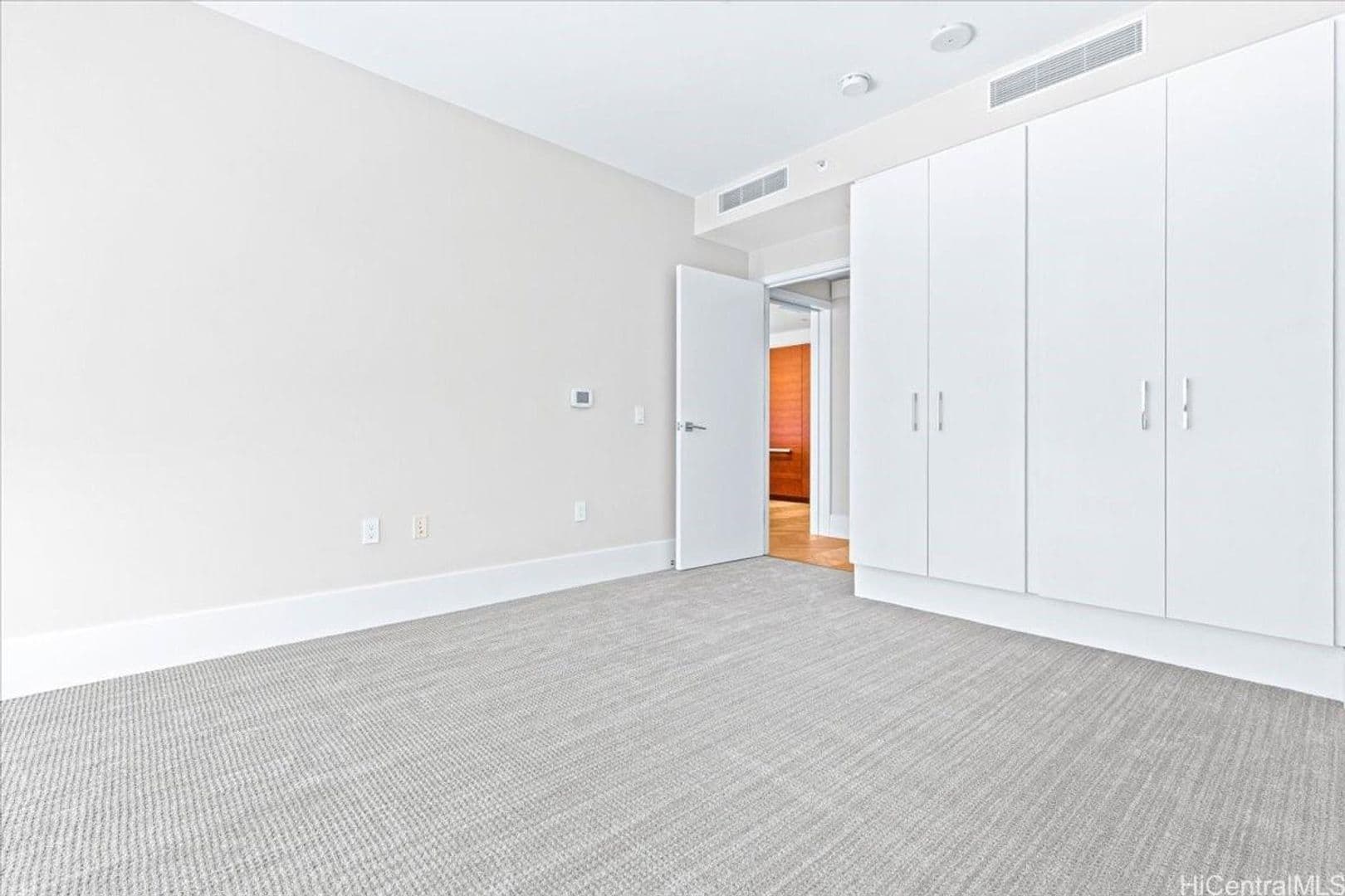 Honolulu Condo: 1108 Auahi Street