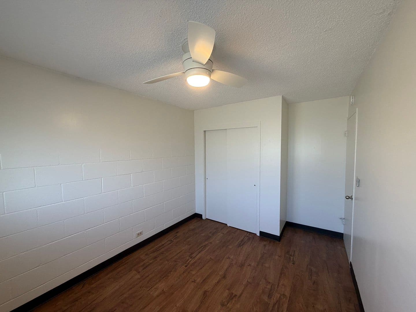 Honolulu Apartment: 830 Birch Street