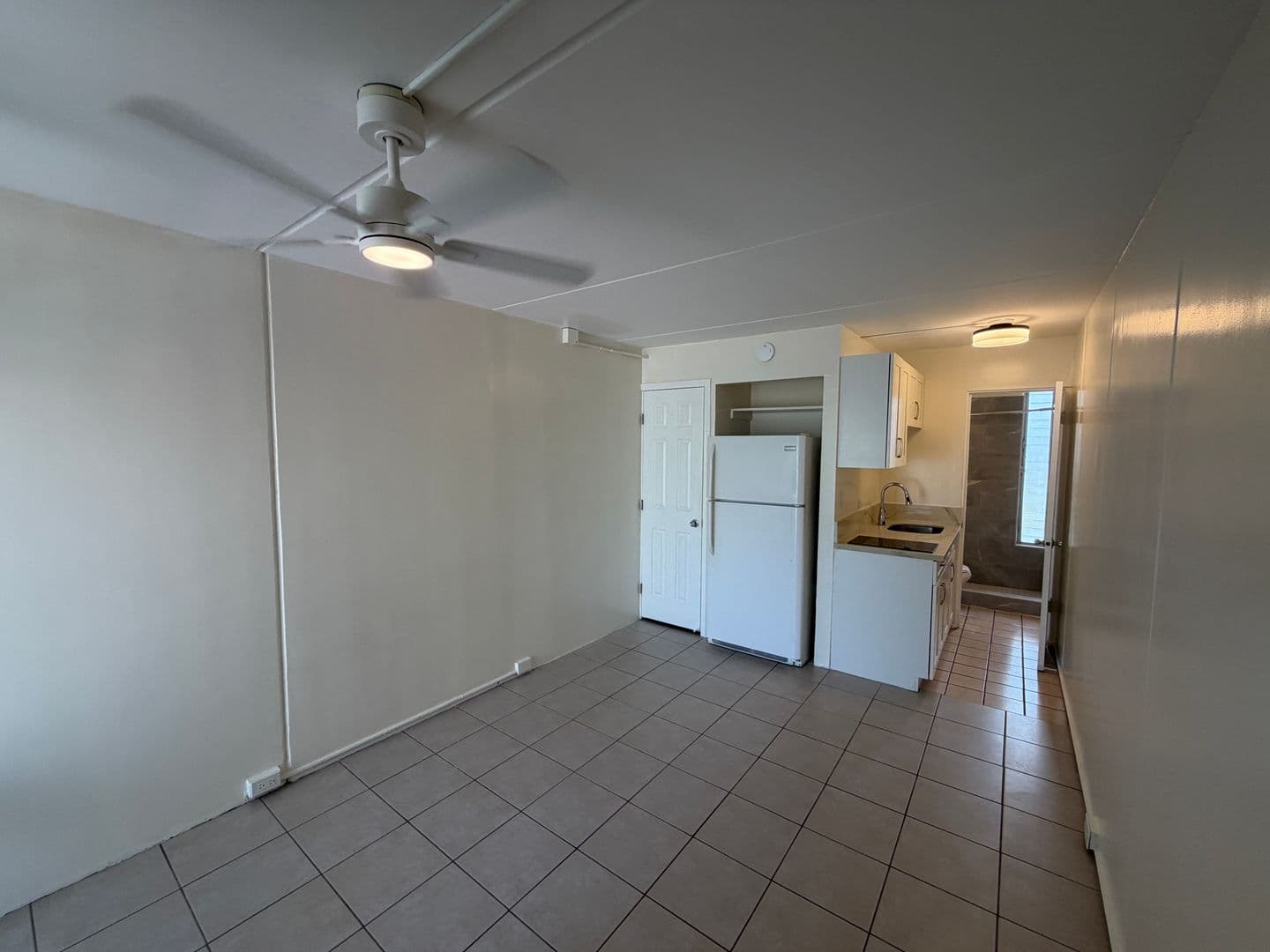 Honolulu Apartment: 1315 Heulu Street