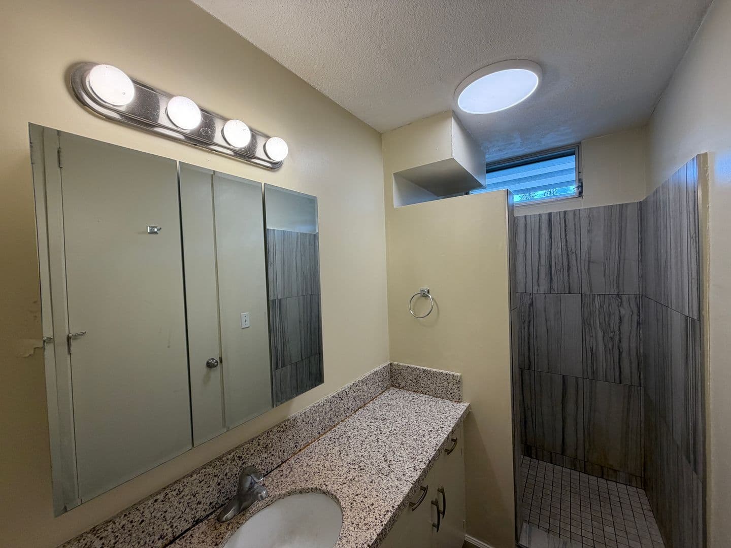 Honolulu Apartment: 1508 Pensacola Street