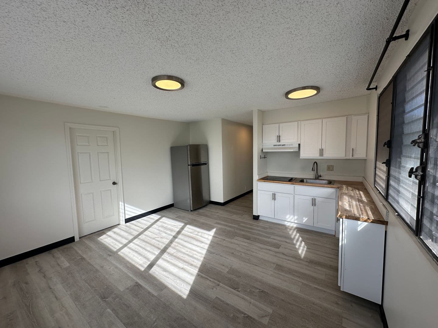 Honolulu Apartment: 1757 Algaroba Street