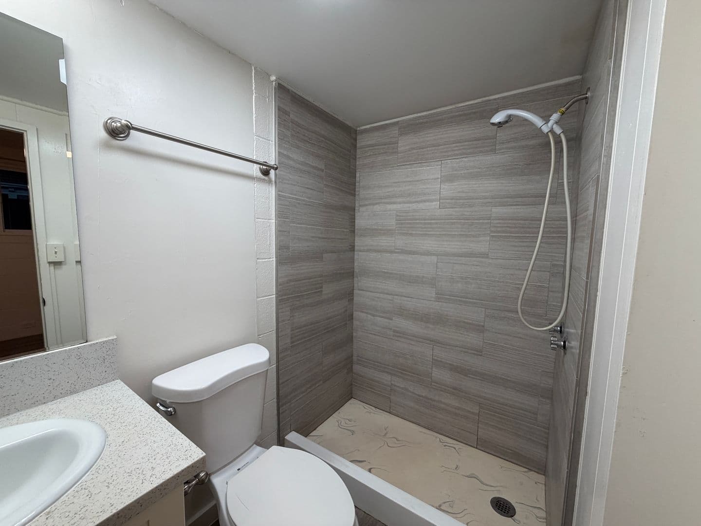Honolulu Apartment: 2048 S. Beretania Street