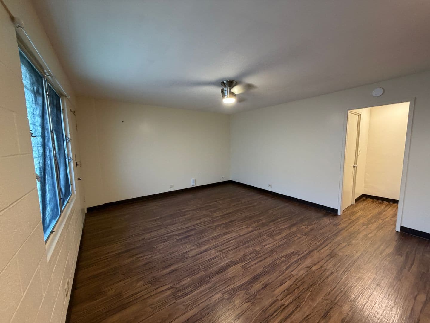 Honolulu Apartment: 830 Birch Street
