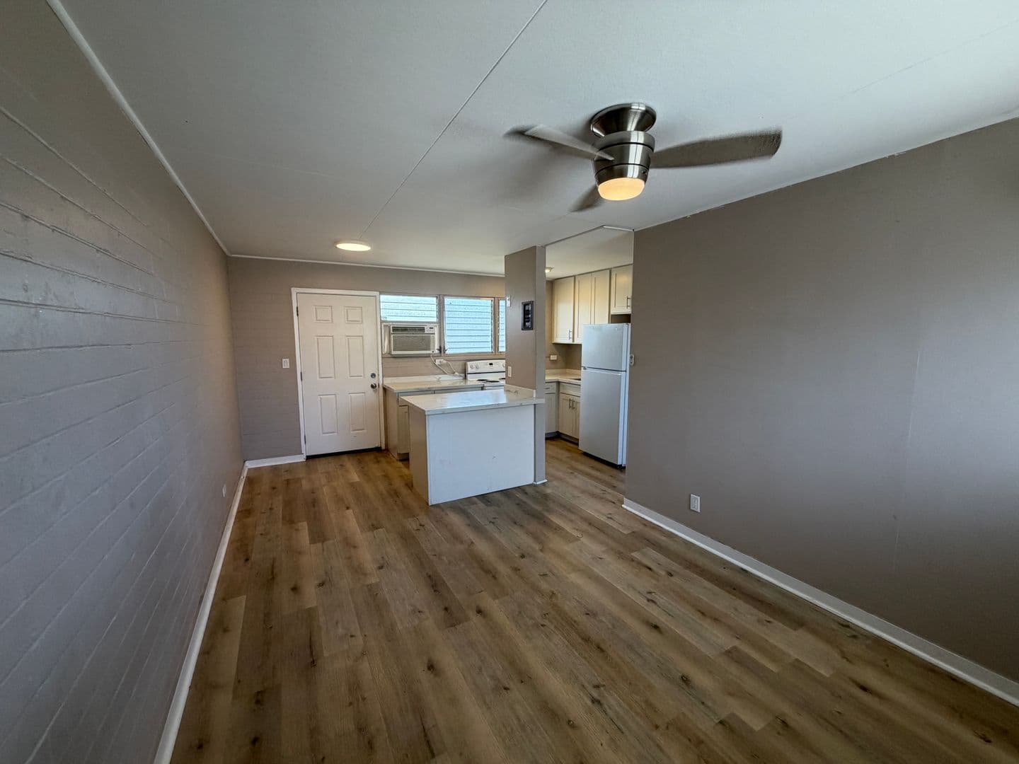Honolulu Apartment: 733 Coolidge Street
