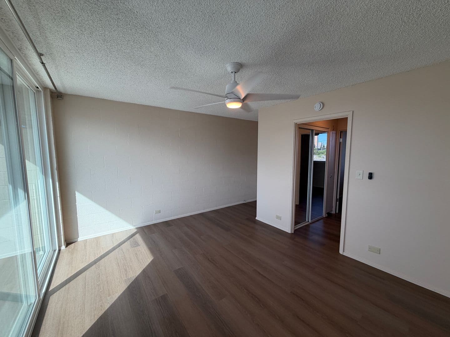 Honolulu Apartment: 1650 Stillman Lane