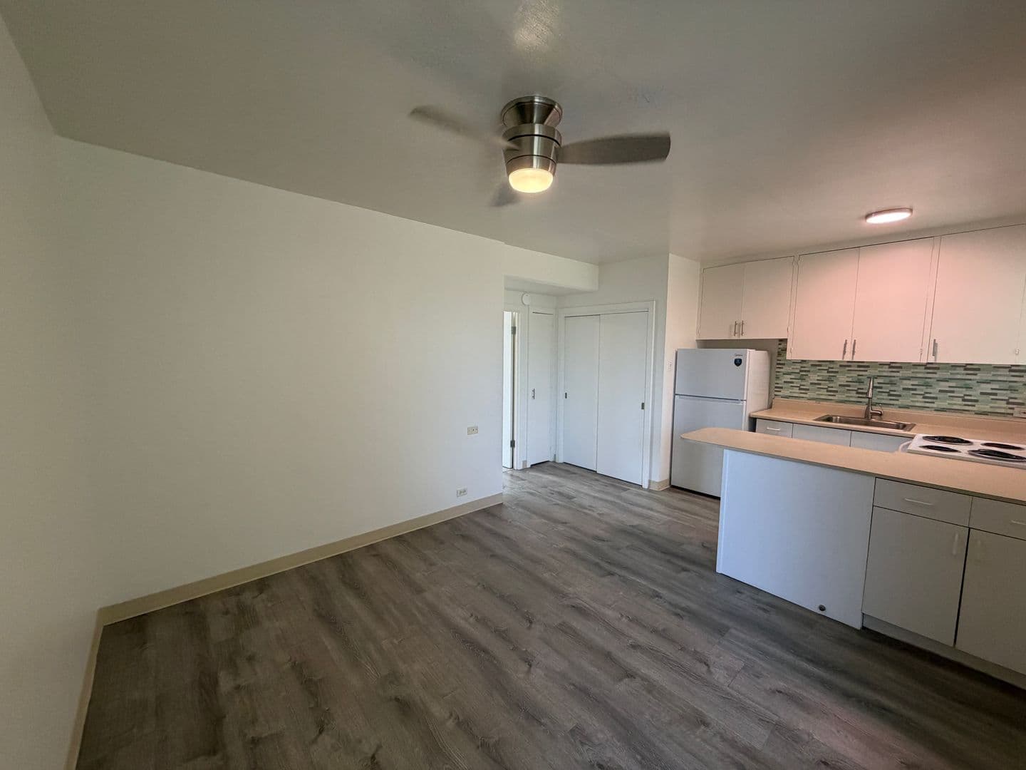 Honolulu Apartment: 1621 Anapuni Street