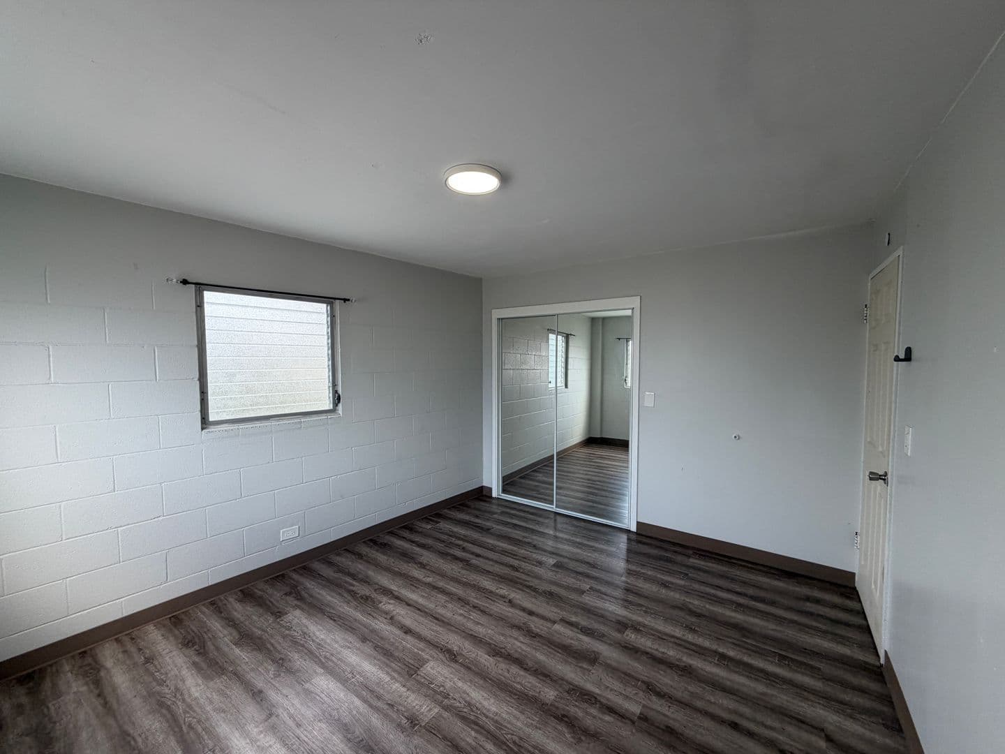 Honolulu Apartment: 830 Birch Street
