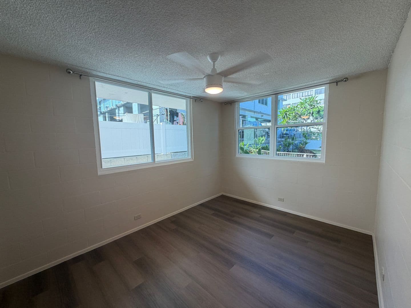 Honolulu Apartment: 1650 Stillman Lane