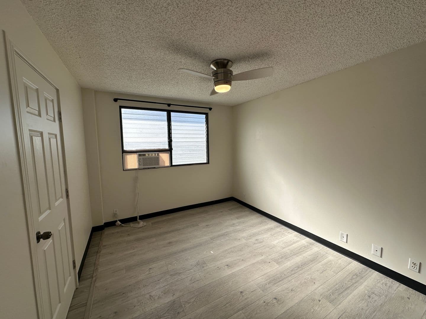 Honolulu Apartment: 1757 Algaroba Street