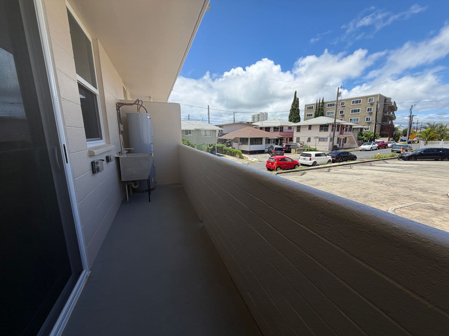 Honolulu Apartment: 1650 Stillman Lane
