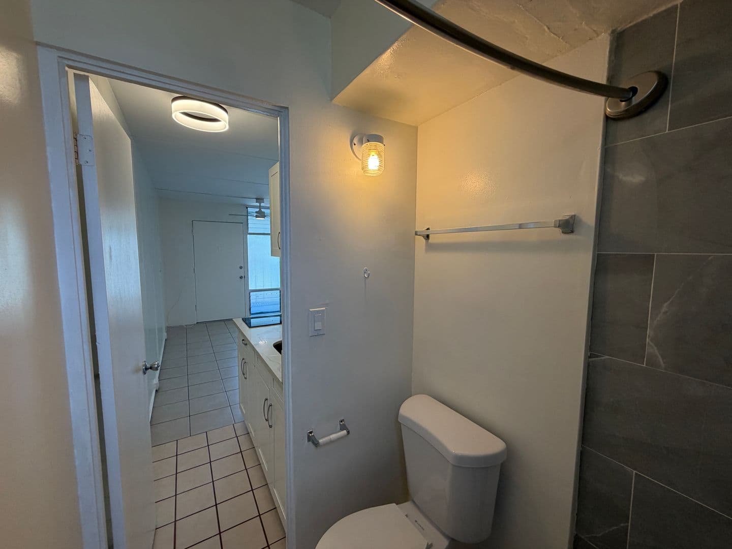 Honolulu Apartment: 1315 Heulu Street