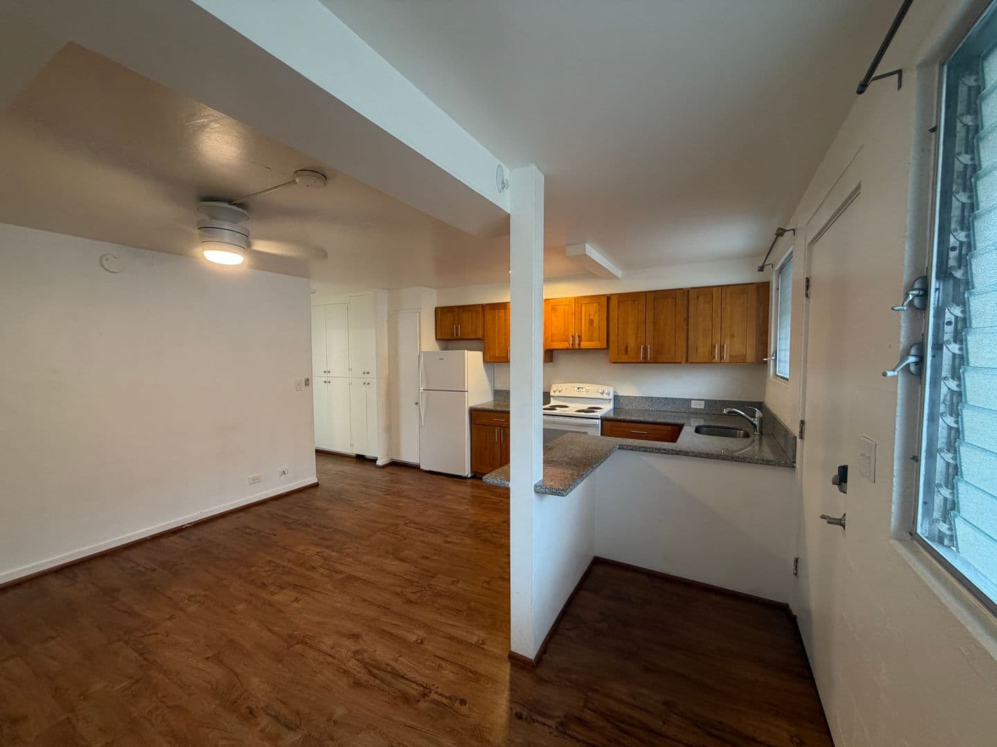Honolulu Apartment: 1226-1232 Young Street