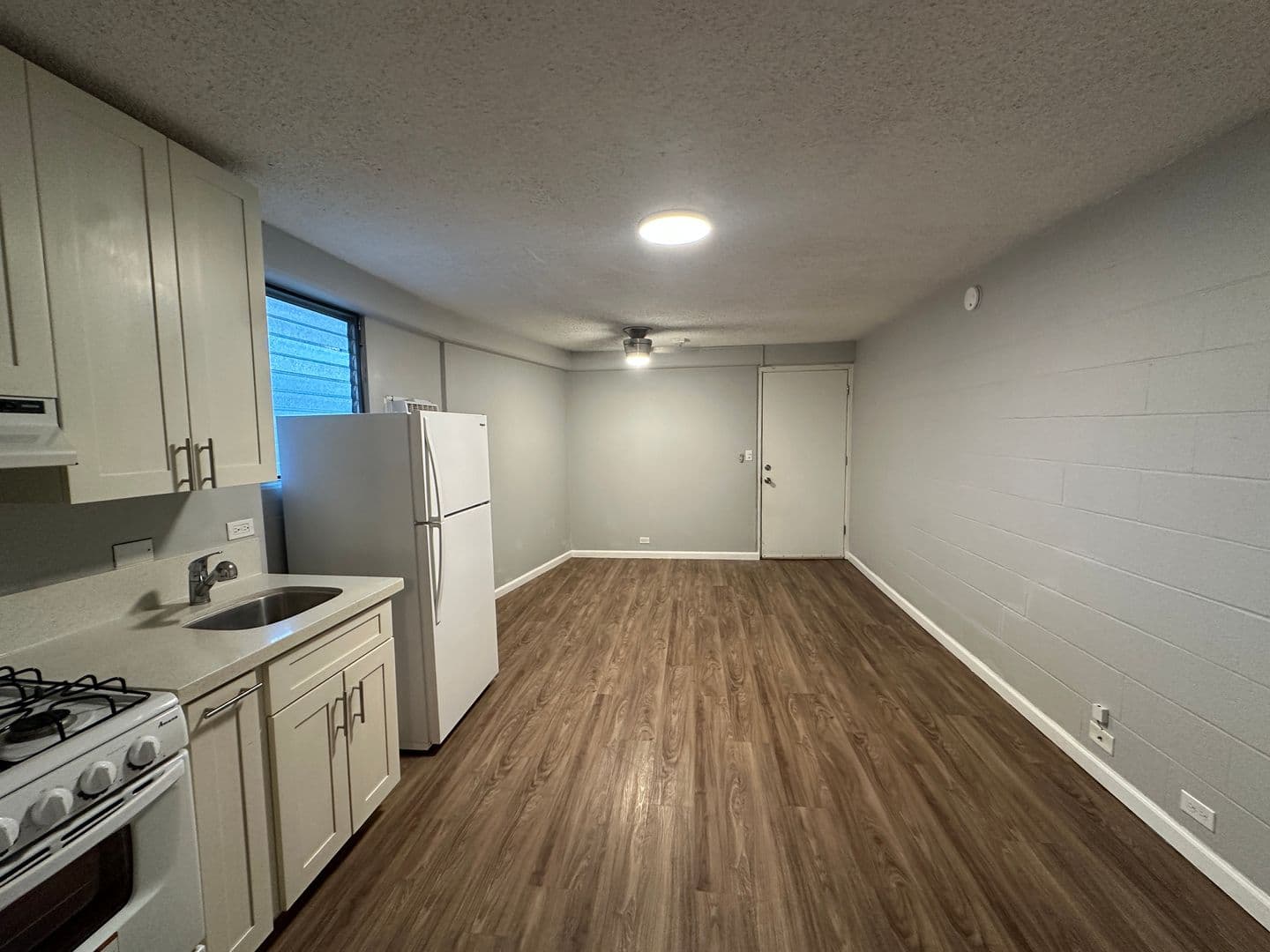 Honolulu Apartment: 1832 Citron Street