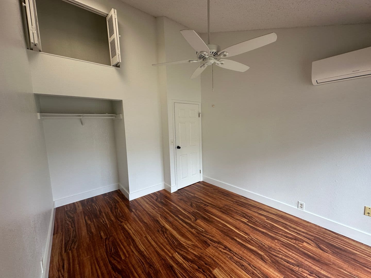 Kaneohe House: 45-995 Wailele Road