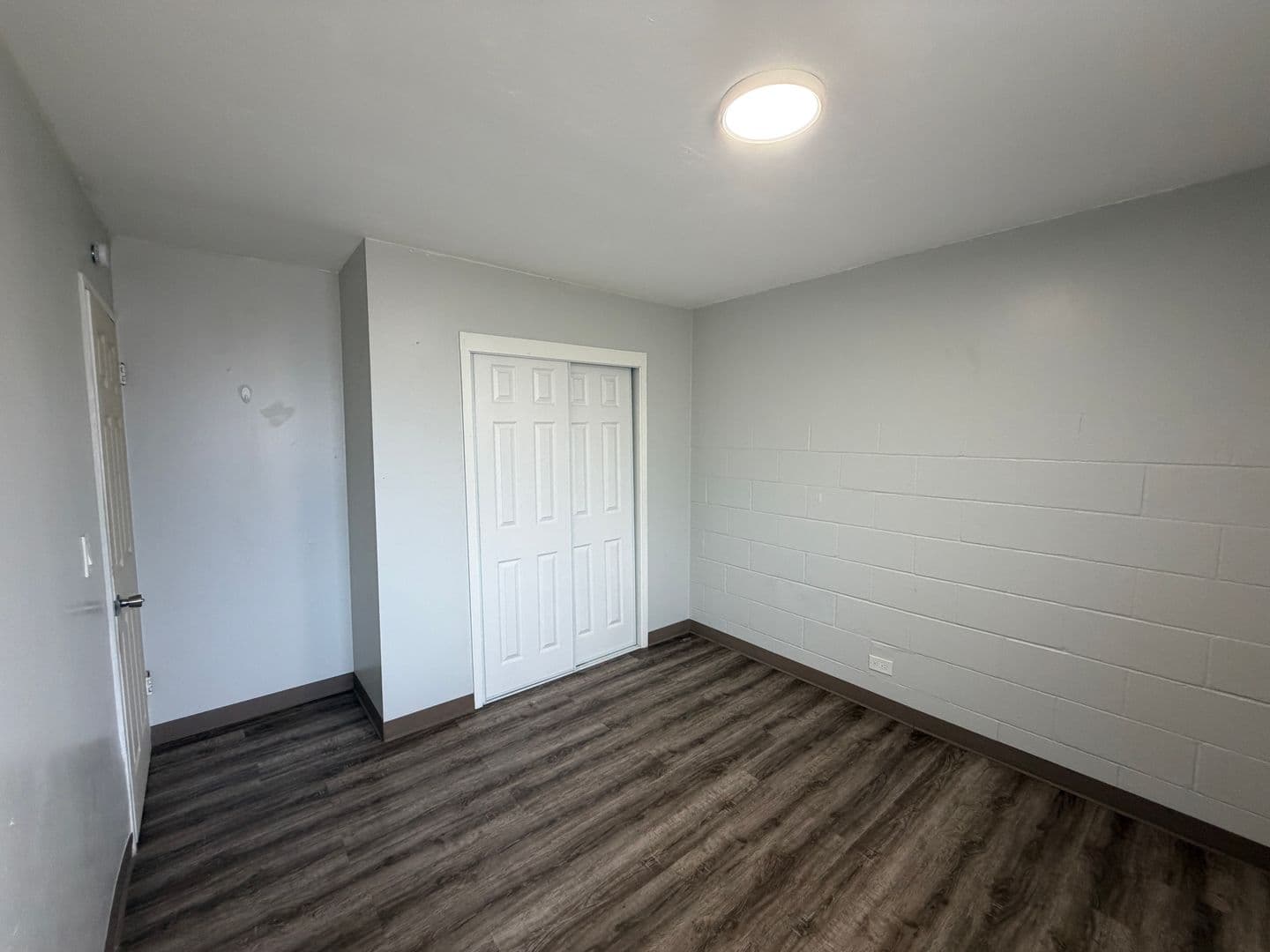 Honolulu Apartment: 830 Birch Street
