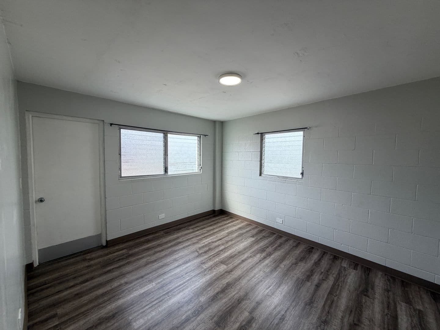 Honolulu Apartment: 830 Birch Street