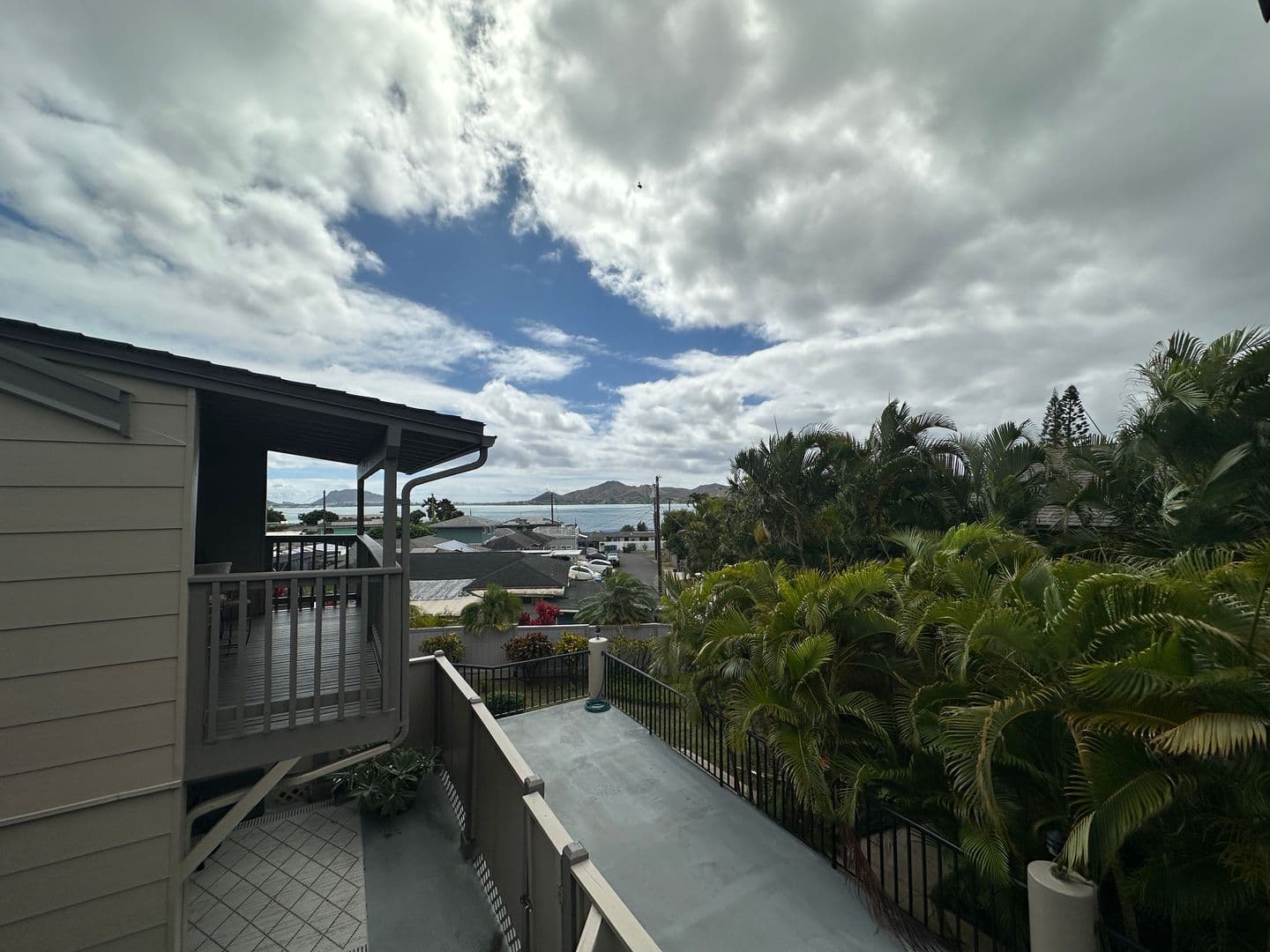 Kaneohe House: 45-995 Wailele Road