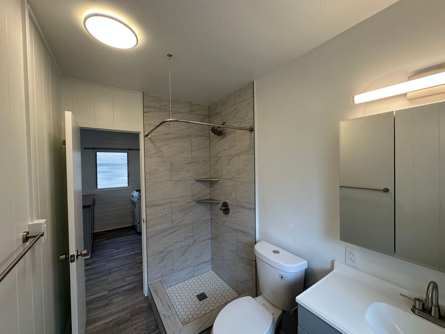 Honolulu Apartment: 1223 Wilder Avenue