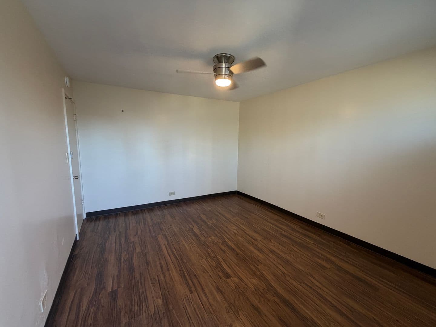 Honolulu Apartment: 830 Birch Street