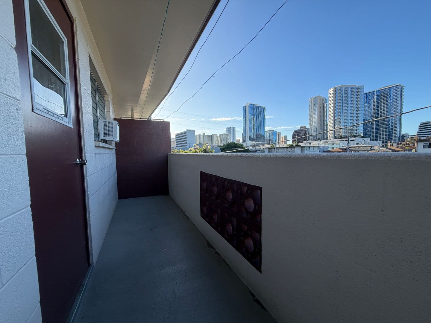 Honolulu Apartment: 830 Birch Street