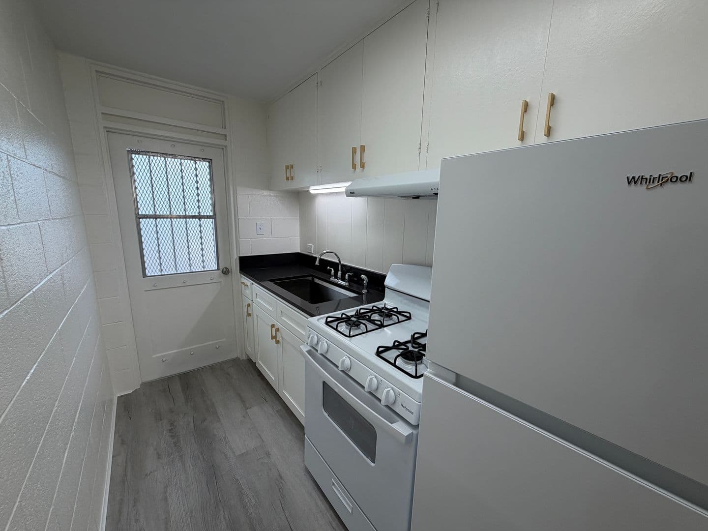 Honolulu Apartment: 650 Sheridan Street