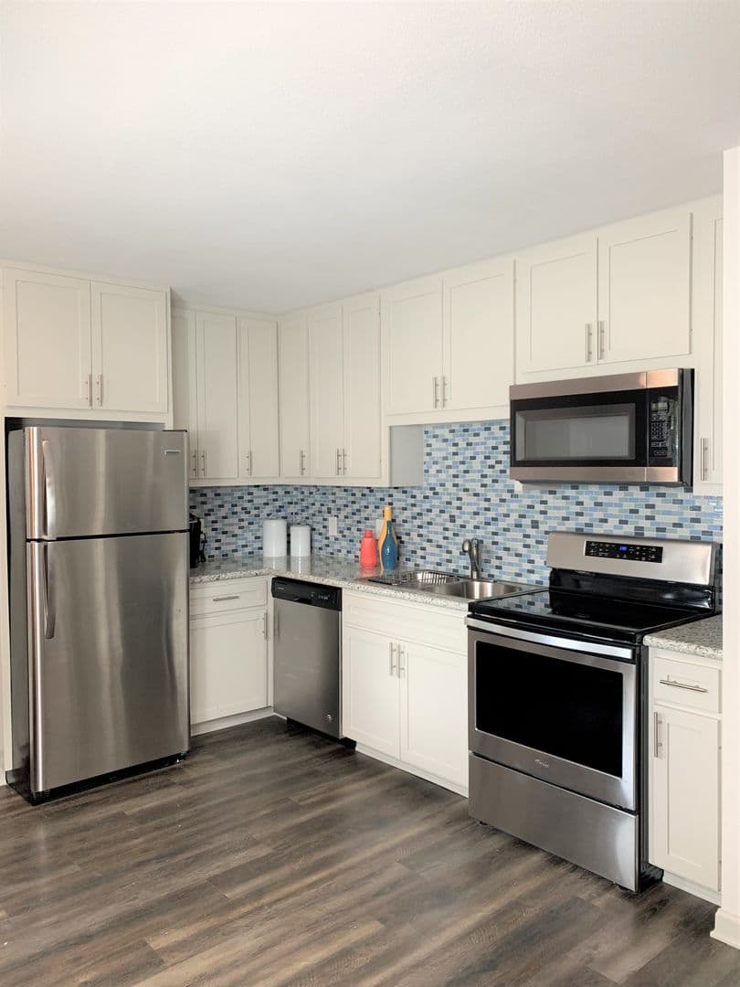 Beaumont Apartment: 2329 Broadway