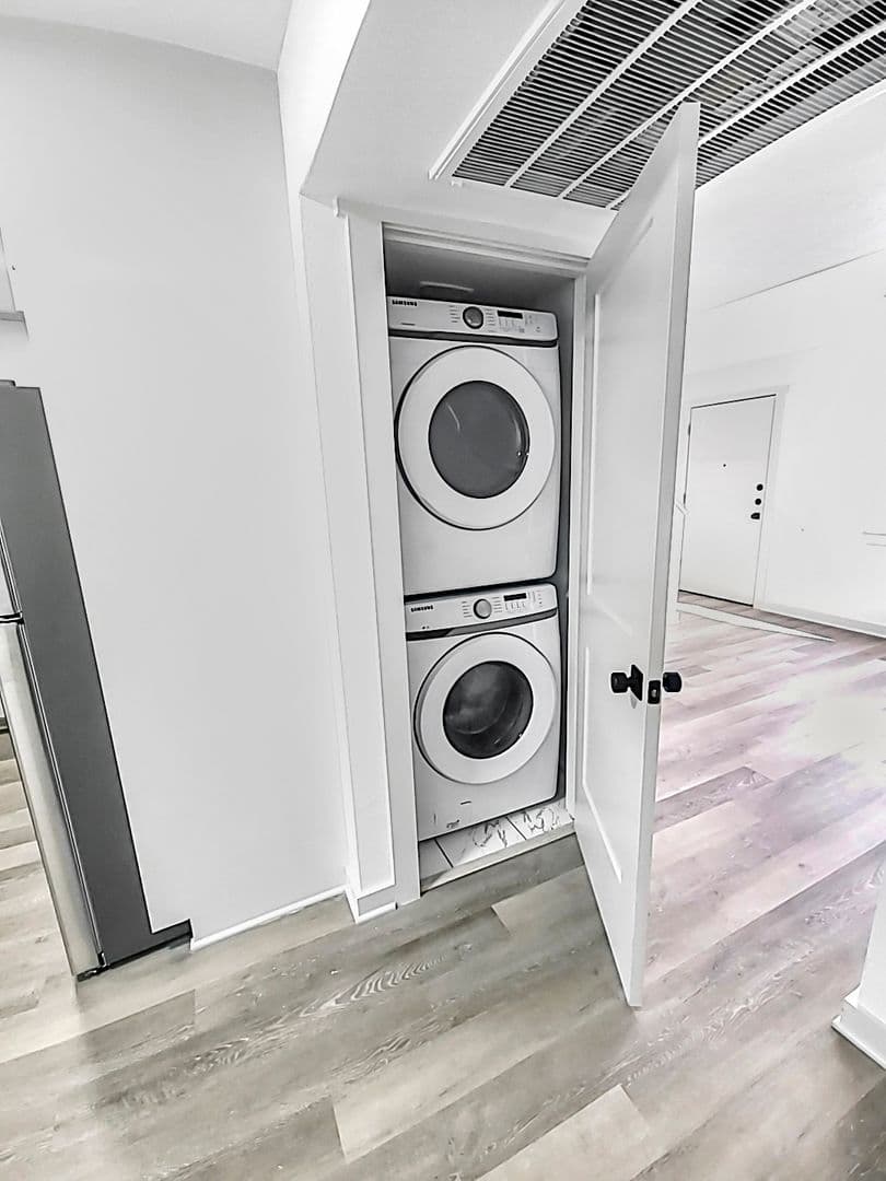 Beaumont Apartment: 2020 Cottonwood St